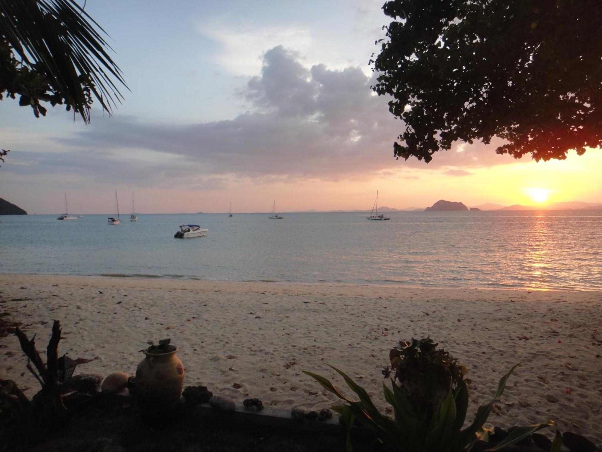 Yao Yai Beach Resort Ko Yao Yai Bagian luar foto